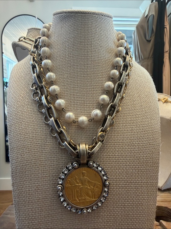 French Kande Jewelry - Multi-Strand Pearl and Chain Necklace with Gold Medallion - White/Gold